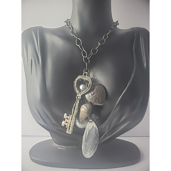 Vintage Necklace Chain Charm Pendants Clear Key Heart Beaded Cluster Jewelry - Picture 2 of 10